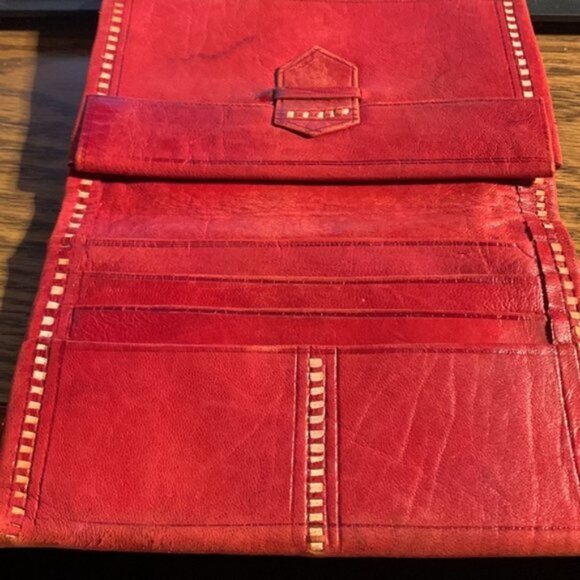 Vintage Hand Tooled Buttery Soft Red Moroccan Leather Wallet Billfold - Picture 3 of 8